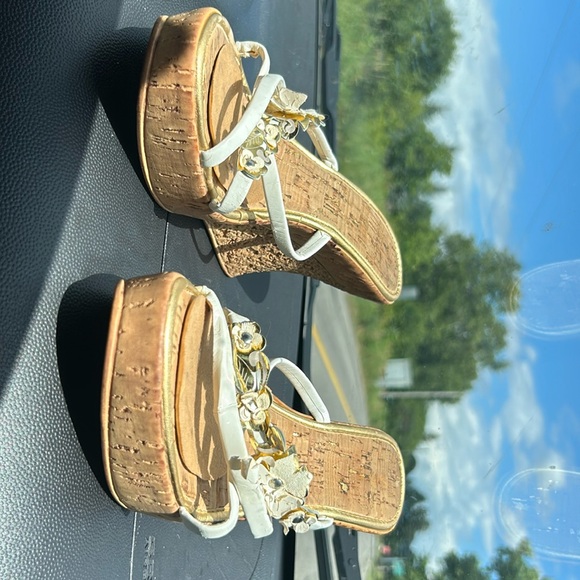 White and gold flower detailed cork wedges(price negotiable) - Picture 1 of 1